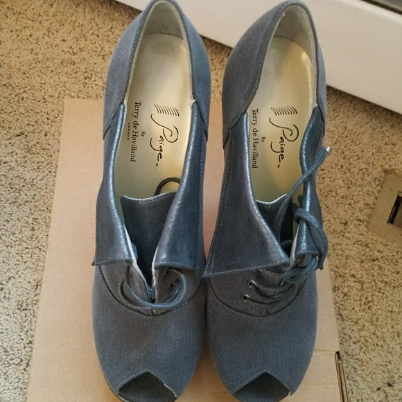 Paige by Terry de Havilland grey peep toe heels - Picture 3 of 7